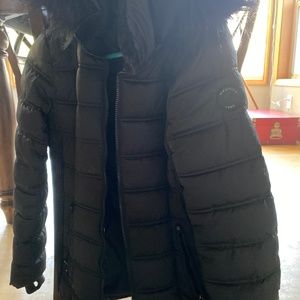 Black  Nautica warm thumb holes fur hat. Excellent condition